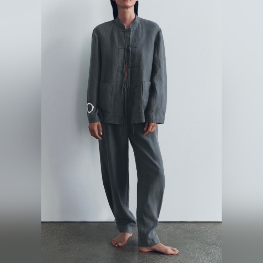 LINEN JACKET WITH BOWS & LINEN PLEATED PANTS